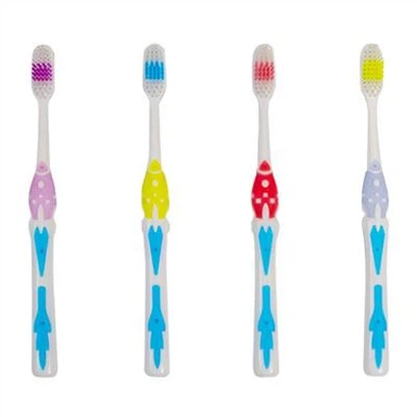 Ultraweiche Zahnbürste mit tiefenreinigender Mundhygiene